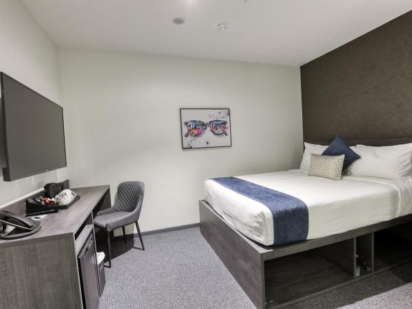Microtel by Wyndham Wellington : photo 1 de la chambre queen internal room 