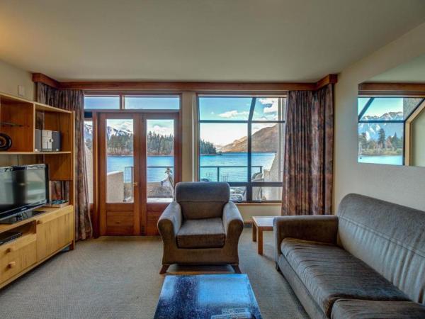Lakefront Apartments,18 LAKE ESPLANADE ROAD : photo 1 de la chambre appartement 3 chambres