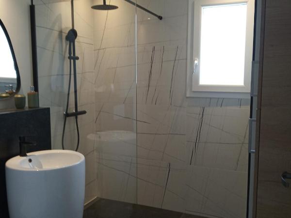 La villa du golf - chambre d hôtes : photo 1 de la chambre chambre deluxe