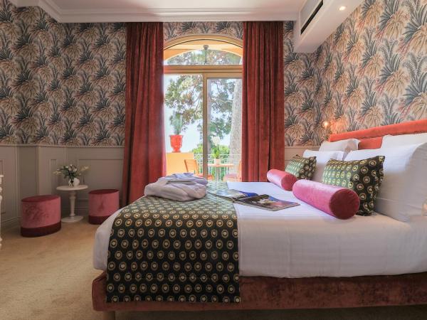 Hôtel Petit Palais : photo 5 de la chambre chambre double - vue sur jardin