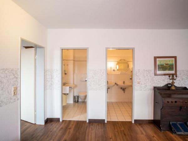 Hotel Am Kamp : photo 10 de la chambre appartement avec balcon