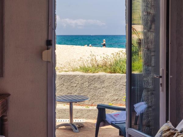 Le Lido : photo 10 de la chambre chambre double - vue sur mer