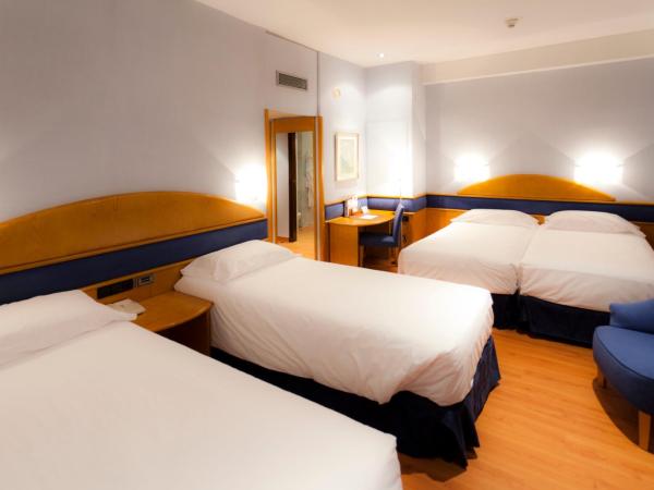 Agumar : photo 1 de la chambre chambre quadruple standard