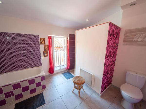 Rêver à Béziers Centre ville et Gare : photo 2 de la chambre chambre triple