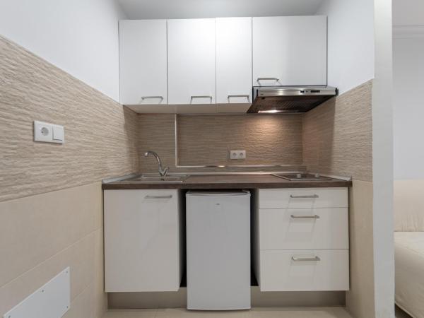 CASADELMAR Marbella 20 APARTAMENTOS VACACIONALES : photo 5 de la chambre appartement