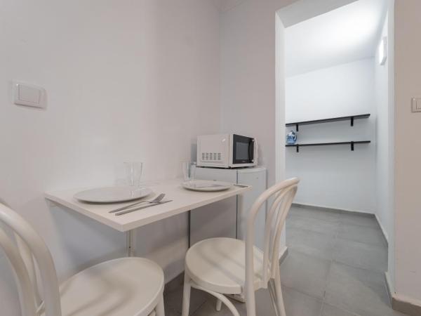CASADELMAR Marbella 20 APARTAMENTOS VACACIONALES : photo 3 de la chambre appartement