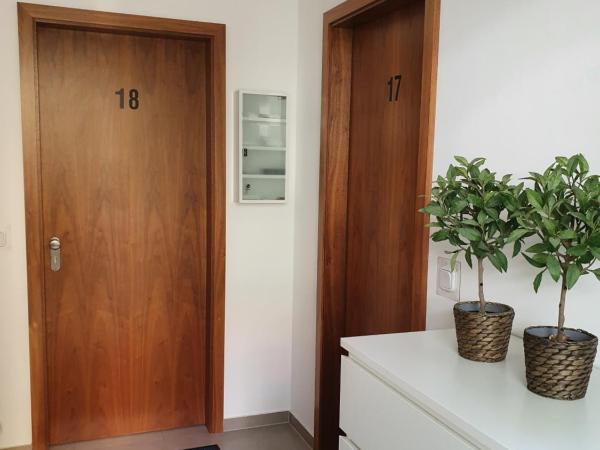 Pension zum Lichtenberger : photo 1 de la chambre appartement