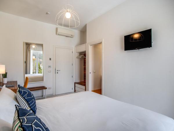 Hotel Florida : photo 6 de la chambre chambre double ou lits jumeaux - vue sur piscine