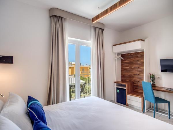 Hotel Florida : photo 8 de la chambre chambre double ou lits jumeaux - vue sur piscine