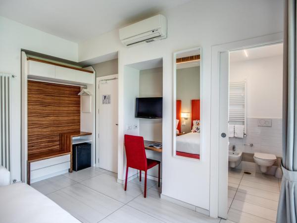 Hotel Florida : photo 8 de la chambre chambre triple