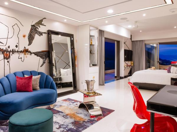 Hotel Mousai - Adults Only : photo 3 de la chambre suite d'angle mousai - exposée sud