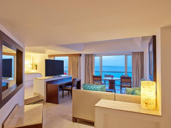 Grand Fiesta Americana Coral Beach Cancun - All Inclusive : photo 3 de la chambre suite familiale 2 chambres infinite - côté océan 