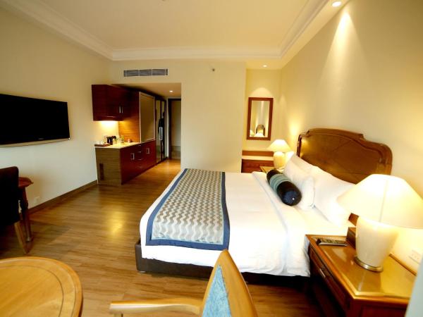 The Lalit Traveller- Airport hotel : photo 5 de la chambre chambre double ou lits jumeaux premium