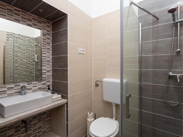 Illés Hotel : photo 8 de la chambre appartement 2 chambres