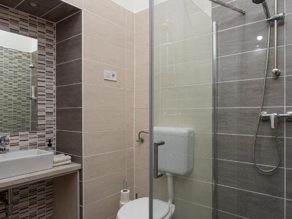 Illés Hotel : photo 7 de la chambre appartement 2 chambres