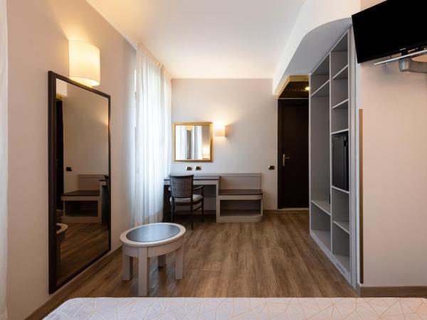 Mokinba Hotels Baviera : photo 5 de la chambre chambre double ou lits jumeaux