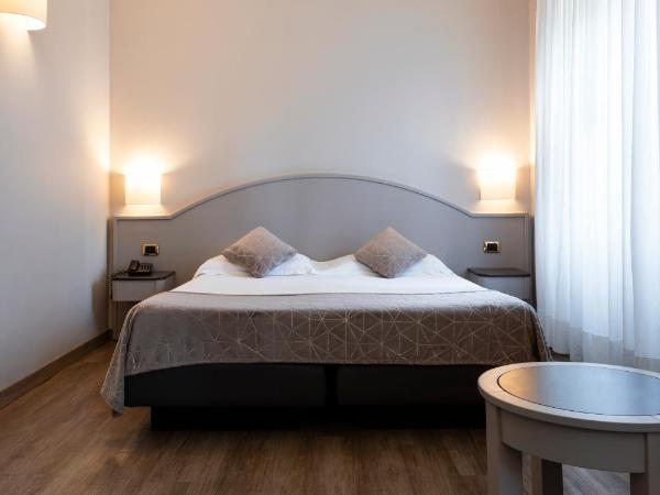 Mokinba Hotels Baviera : photo 7 de la chambre chambre double ou lits jumeaux