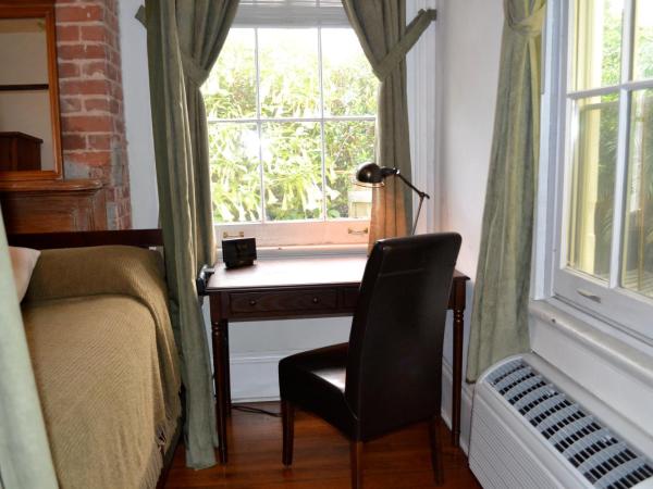 Auld Sweet Olive Bed and Breakfast : photo 3 de la chambre chambre lit king-size supérieure