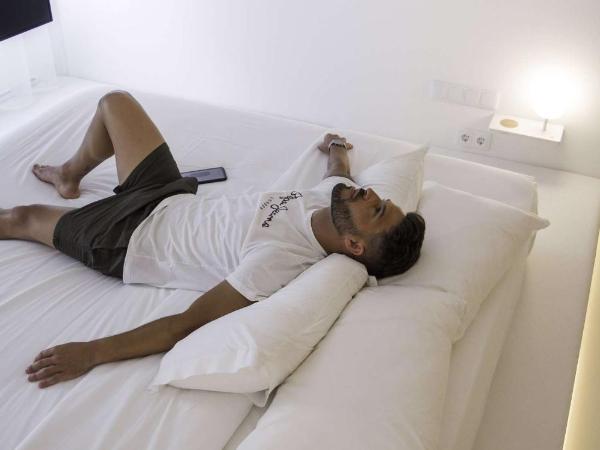 Hotel California Urban Beach - Adults Only : photo 5 de la chambre chambre double dj 