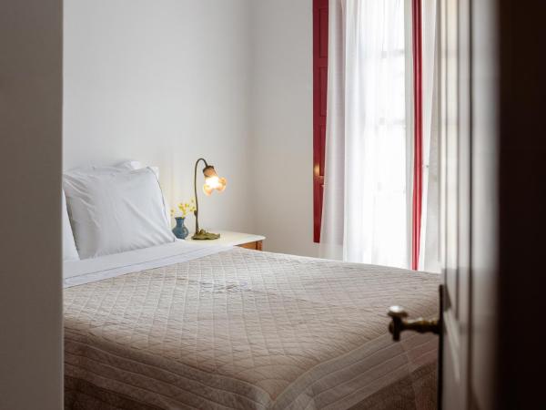 Nikos Villas : photo 1 de la chambre appartement - vue sur piscine 