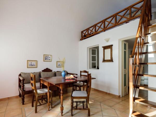 Nikos Villas : photo 2 de la chambre appartement - vue sur mer