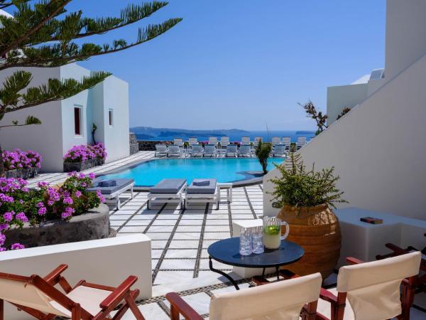 Nikos Villas : photo 3 de la chambre appartement - vue sur piscine 