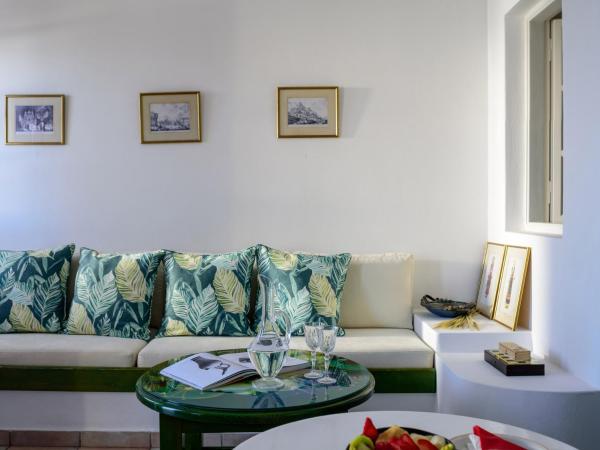 Nikos Villas : photo 5 de la chambre studio avec balcon 