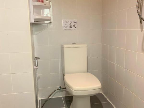 Golf-Sea-City Guest House : photo 9 de la chambre chambre triple