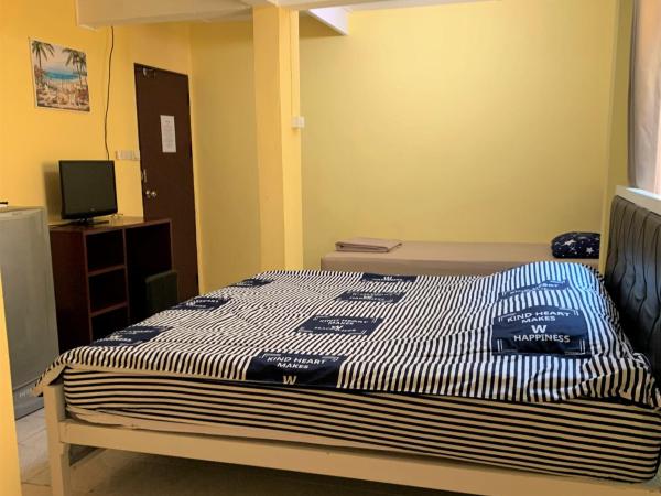 Golf-Sea-City Guest House : photo 2 de la chambre chambre triple