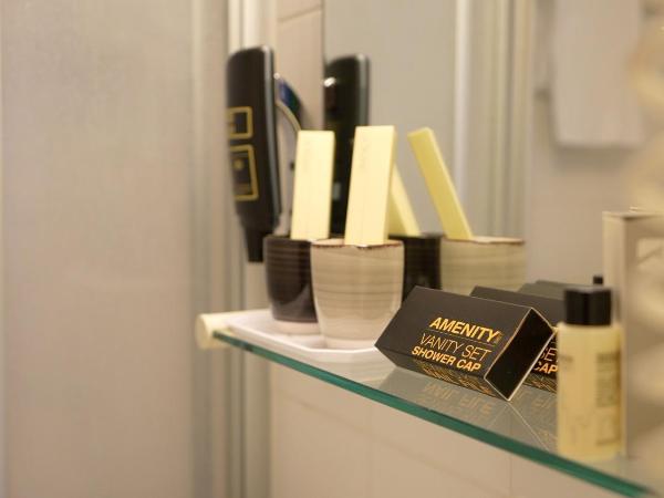 Hotel Miramar am Römer : photo 4 de la chambre chambre double ou lits jumeaux affaires 