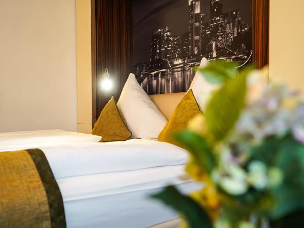Hotel Scala Frankfurt City Centre : photo 1 de la chambre chambre double confort