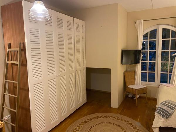 Villa La Begude - Boutique Luxury B&B : photo 5 de la chambre chambre double avec balcon 5 - vue sur piscine - 24 m²