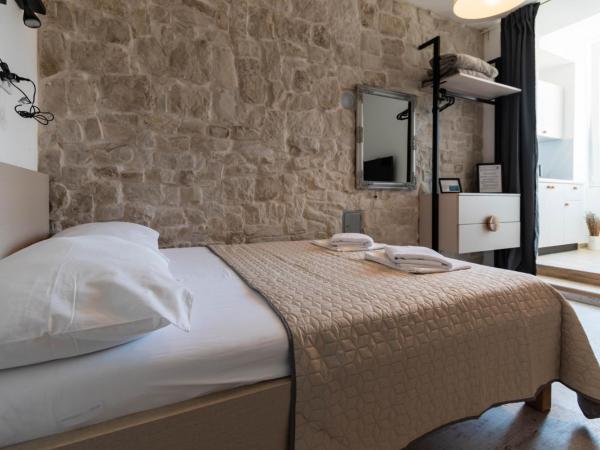 L&B City Center Studios Apartments : photo 10 de la chambre studio