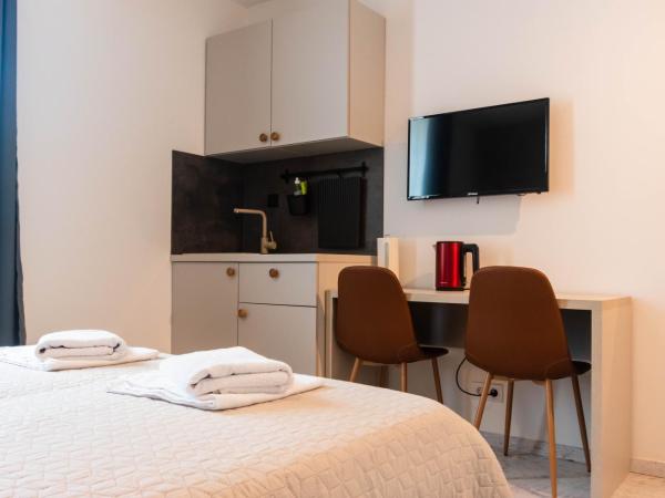 L&B City Center Studios Apartments : photo 10 de la chambre studio