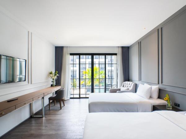 One Patio Hotel Pattaya - SHA Extra Plus : photo 4 de la chambre chambre lits jumeaux de luxe avec vue sur la piscine