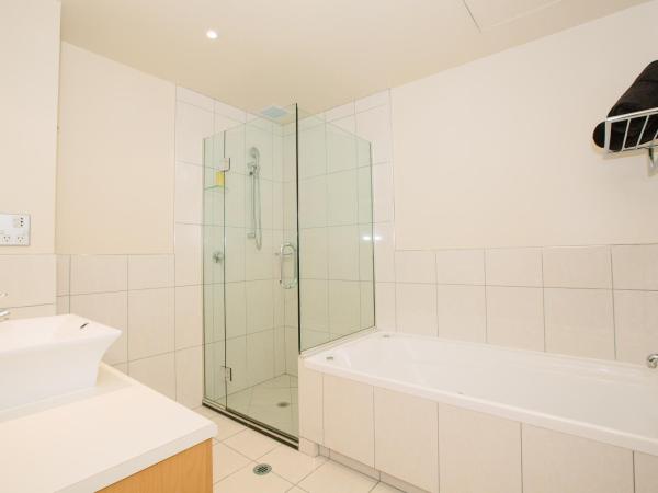 Lakeside Apartments : photo 7 de la chambre appartement 2 chambres premier