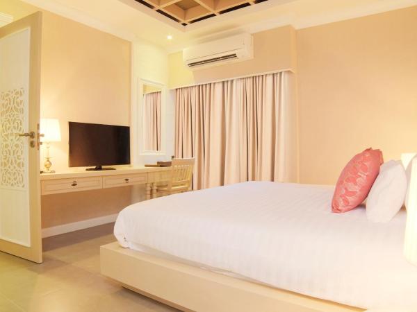 The Raya Surawong Bangkok : photo 2 de la chambre suite exécutive