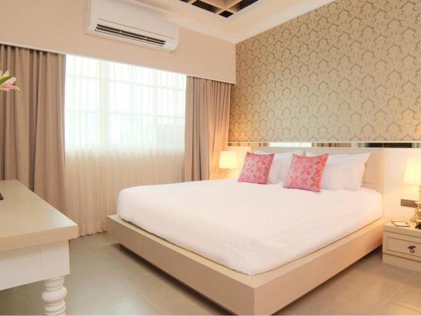 The Raya Surawong Bangkok : photo 1 de la chambre chambre double deluxe