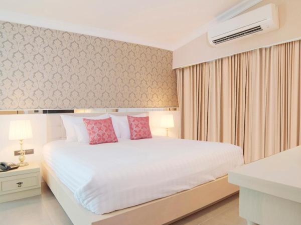 The Raya Surawong Bangkok : photo 1 de la chambre suite exécutive