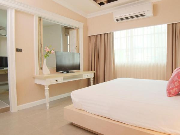 The Raya Surawong Bangkok : photo 4 de la chambre chambre double deluxe
