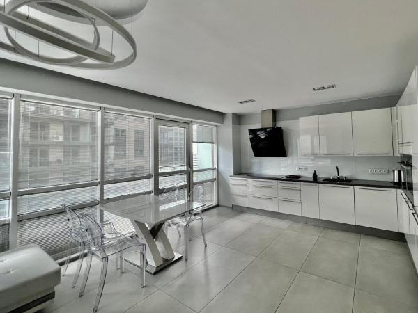 Platinum Towers Central Apartments : photo 4 de la chambre suite 3 chambres
