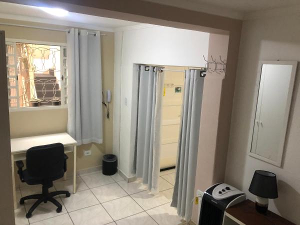 Hostel Ipê : photo 4 de la chambre chambre triple avec salle de bains privative