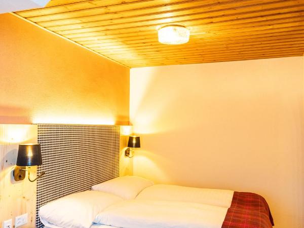 Hotel Bären : photo 3 de la chambre chambre double confort côté nord