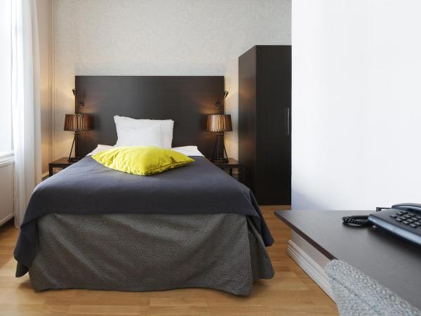 Clarion Collection Hotel Plaza : photo 2 de la chambre chambre double Économique avec dîner