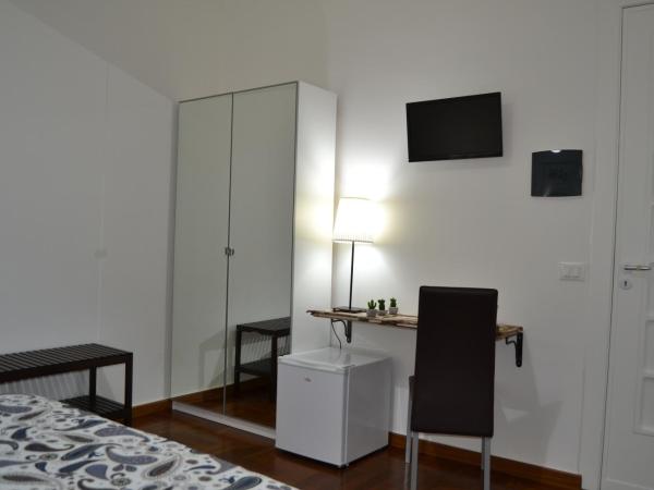 B&B Paolo e Mariella : photo 8 de la chambre chambre double avec salle de bains privative