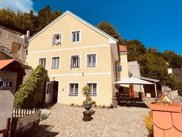 Penzion Kapr : photo 6 de la chambre chambre double ou lits jumeaux - vue sur ville - annexe