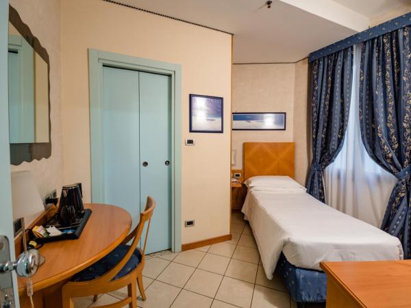 Hotel Centrale : photo 2 de la chambre chambre simple