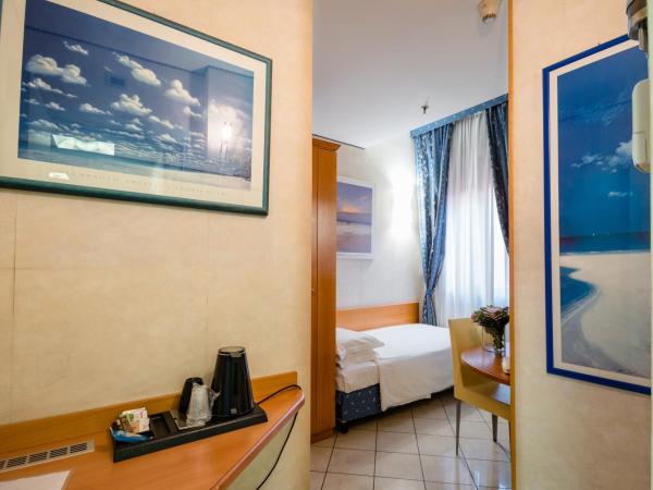Hotel Centrale : photo 4 de la chambre chambre simple