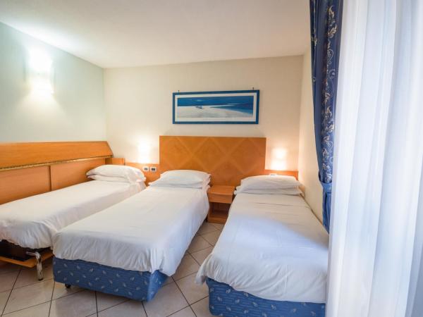 Hotel Centrale : photo 4 de la chambre chambre triple
