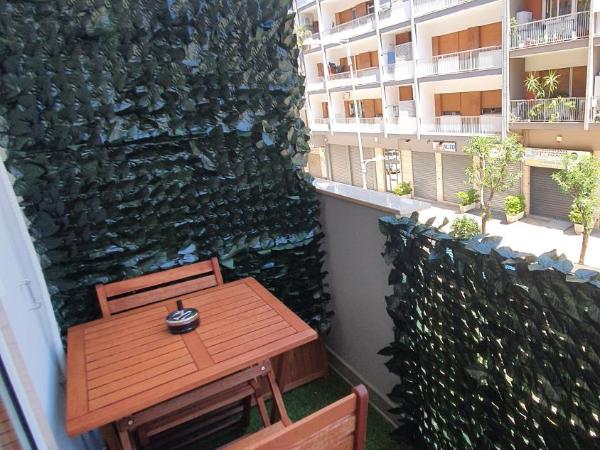 Primo Piano Guesthouse - Bari Policlinico : photo 2 de la chambre chambre double avec salle de bains privative